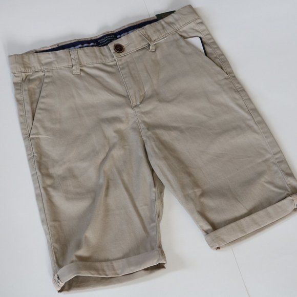 Boys Chino Shorts NWT - Size 14 - Picture 2 of 4